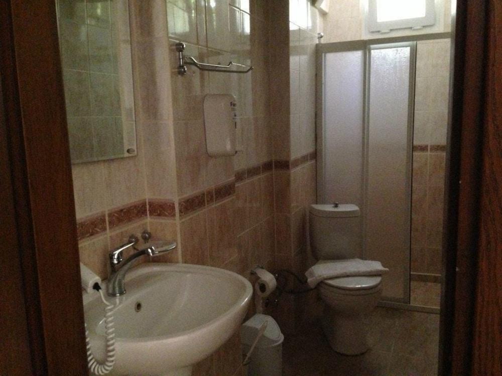 Besik Hotel Фетхие Экстерьер фото